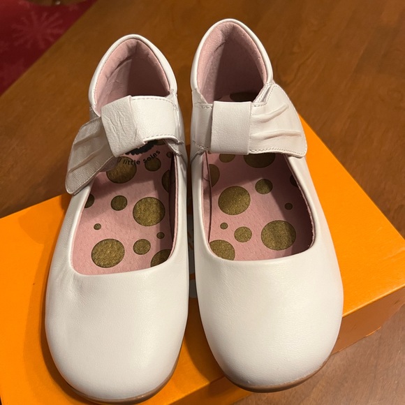 Livie & Luca Other - Livie & Luca Mary Jane Windsor white leather shoe 1Y New in box